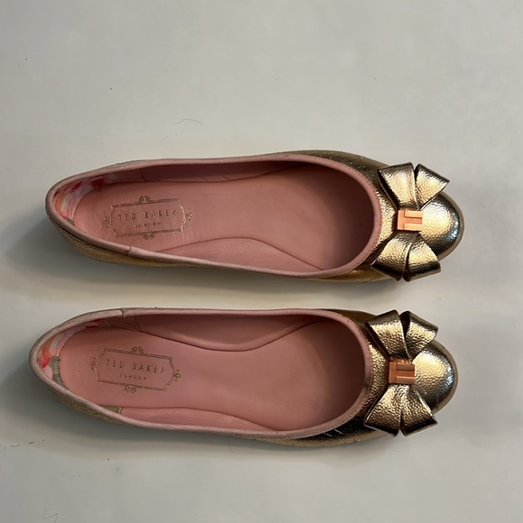 TED BAKER PINK METALLIC FLATS SIZE 8 - Picture 7 of 17